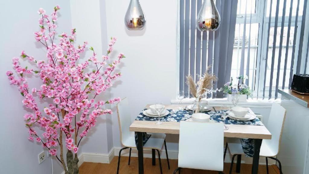Beautiful Apartment In Sussex Gardens Londres Extérieur photo